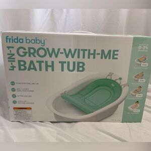 Frida 4 in 1 grow with me bath tub new in box
